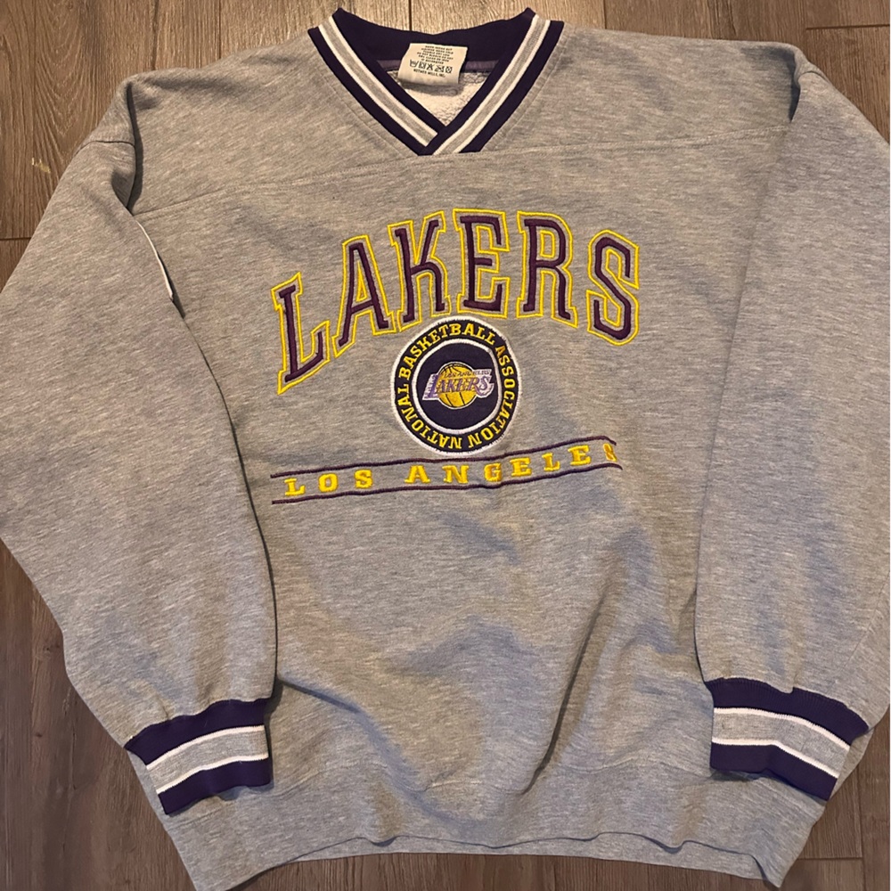 Lee Lakers Vintage Sweatshirt